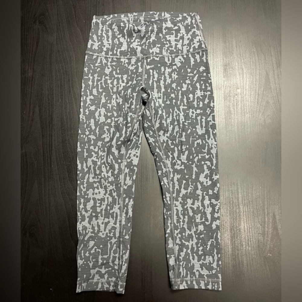 Lululemon Wunder Train High-Rise Crop 21" *Print - Sz 6